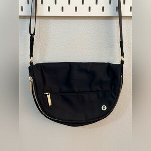 Lululemon All Night Festival Bag 5L Black/Gold